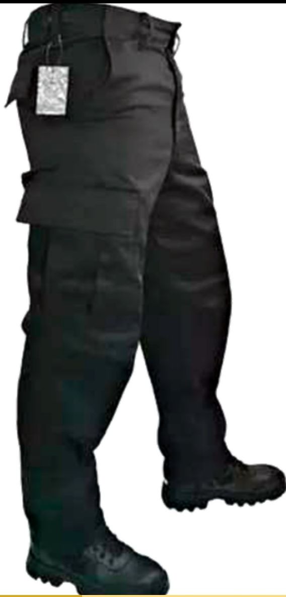 Pantalón táctico ROM-010